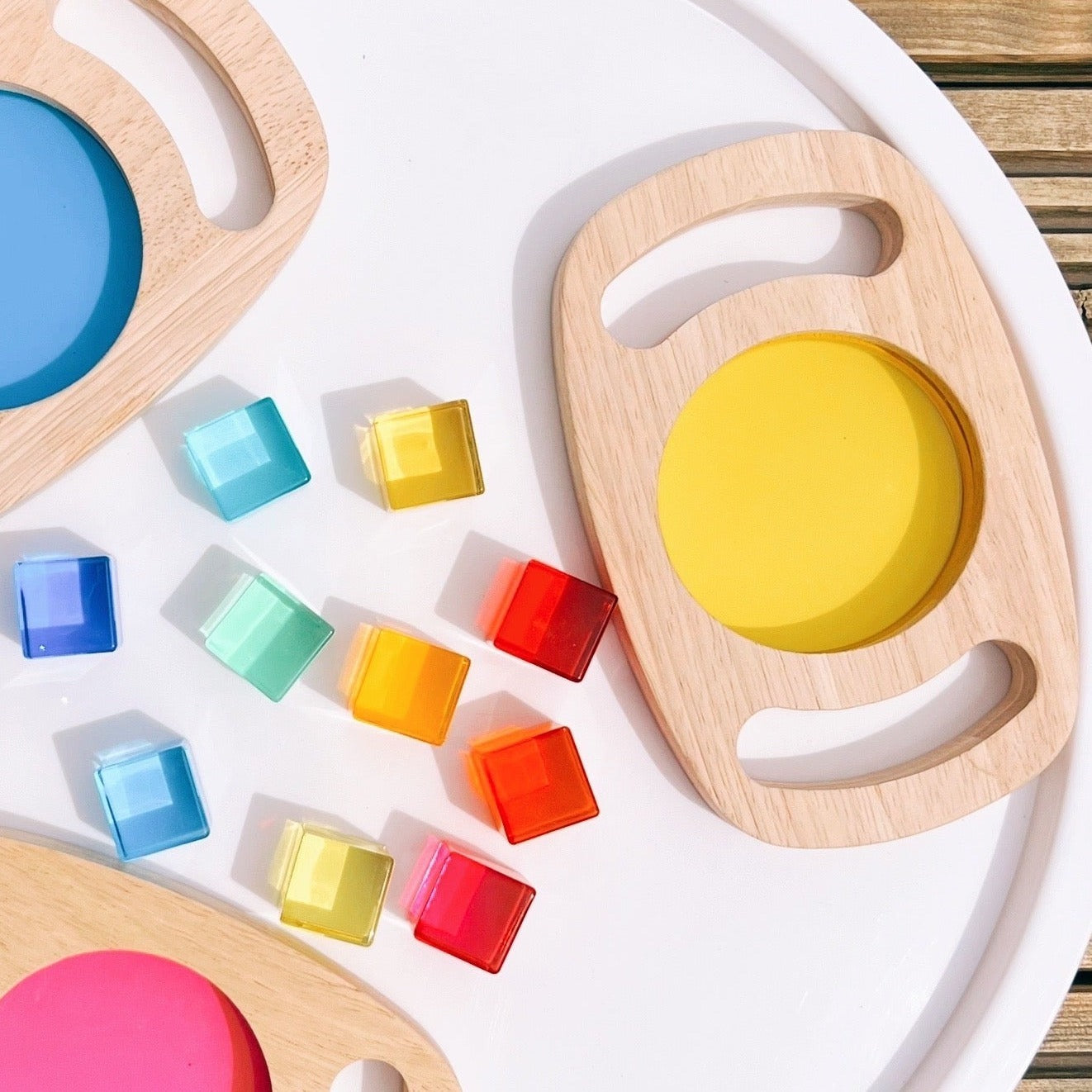 Explore Light & Colour Sensory Pack (12M+)